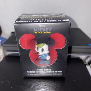 Funko Disney Mickey Mouse Vinyl!90th Anniversary Brave Little Taylor!W Protector